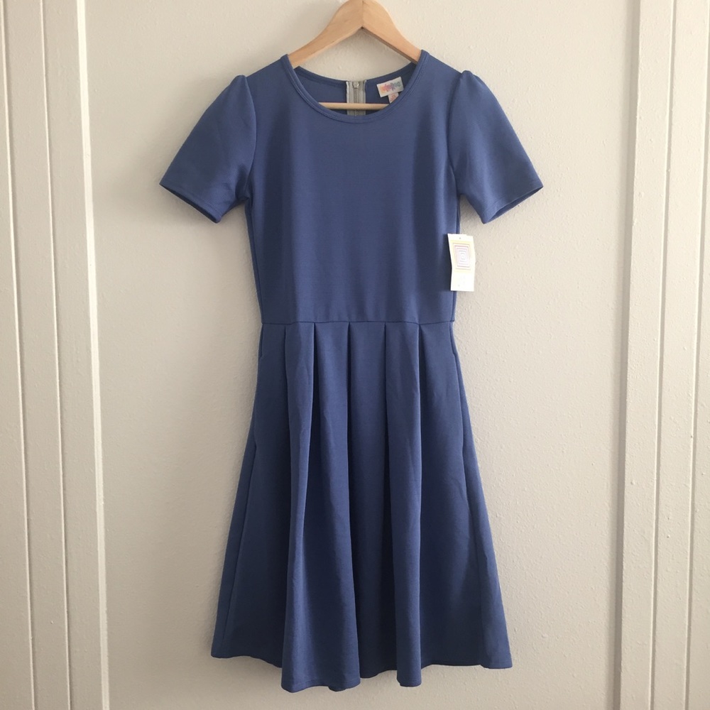 NWT LuLaRoe Amelia Dress Solid Periwinkle Blue - Pleated - Extra Small